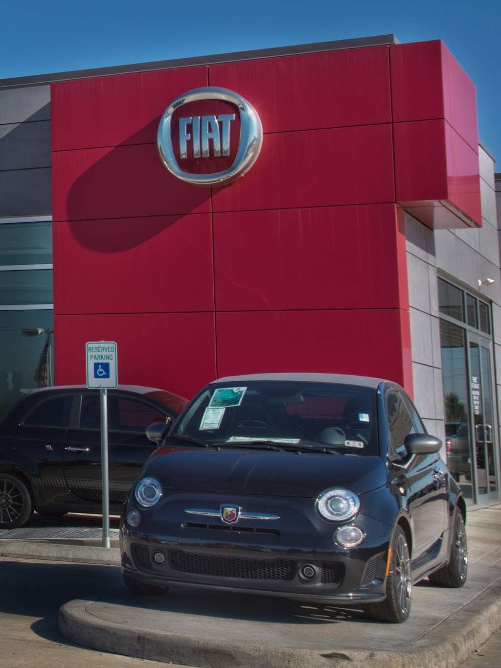 FIAT of Clear Lake | 15695 Gulf Fwy, Webster, TX 77598 | Phone: (281) 310-8300
