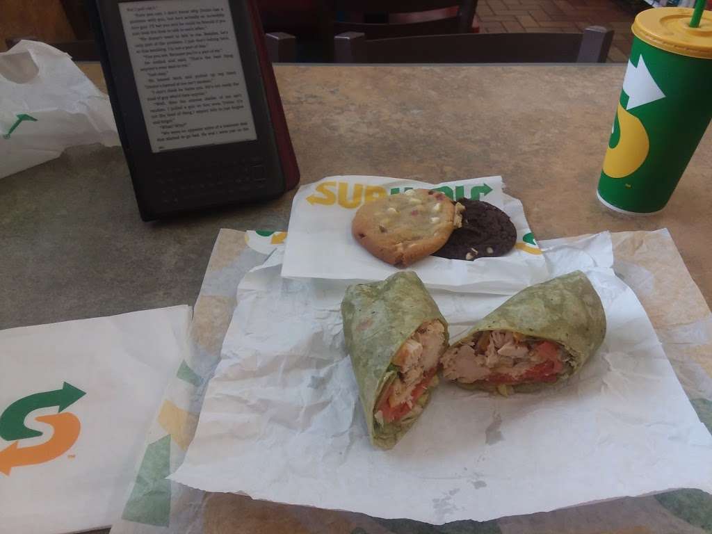 Subway Restaurants | 135 E Highway 46 S/R 426, Geneva, FL 32732, USA | Phone: (407) 349-5769