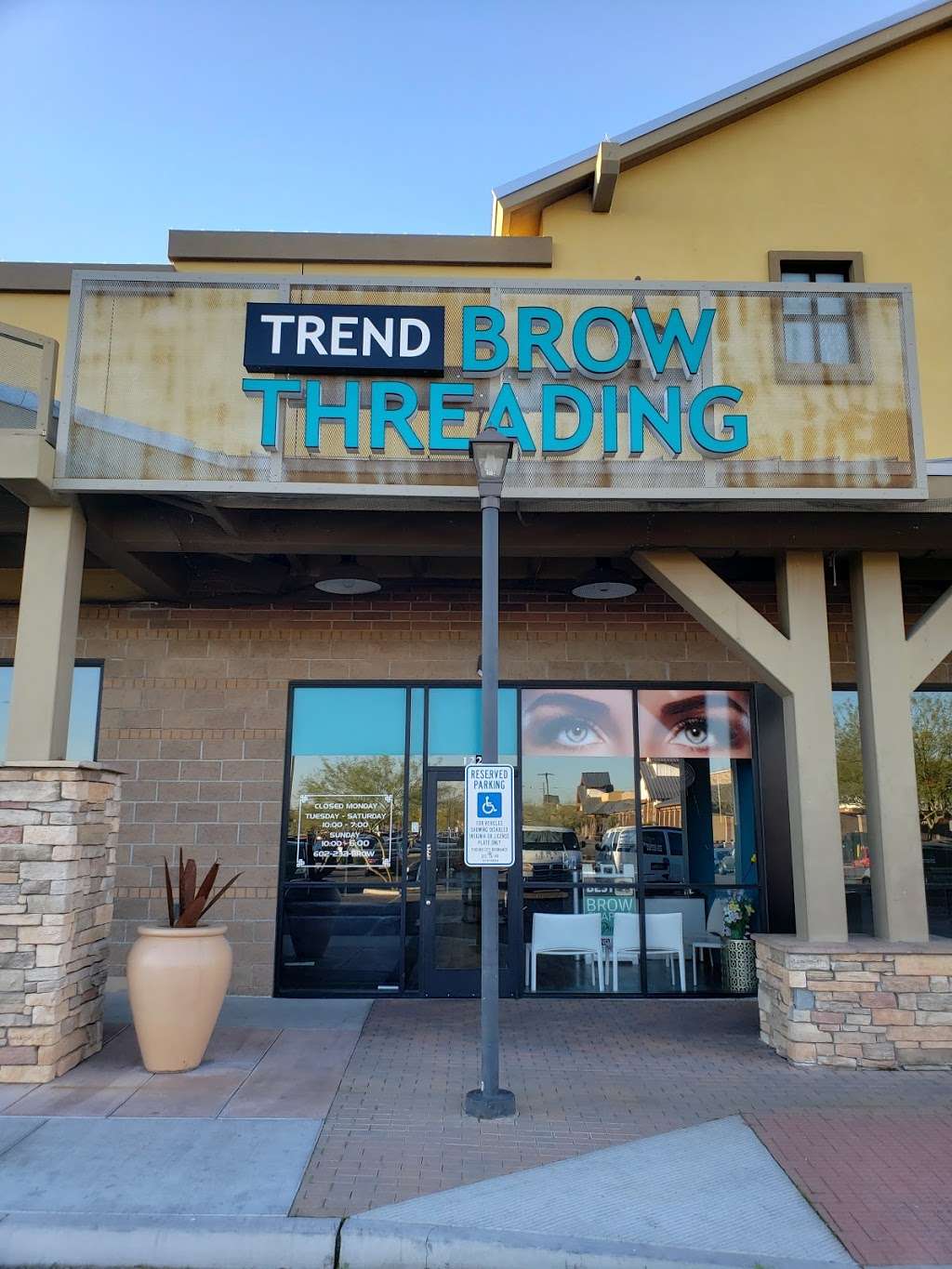 Trend Brow Threading | 3535 W Southern Ave #122, Phoenix, AZ 85041, USA | Phone: (602) 232-2769