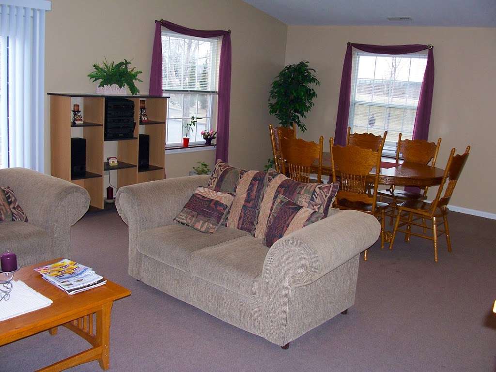 Canterbury House and Canterbury Woods Apartments | 500 Twilight Dr, Morris, IL 60450, USA | Phone: (815) 941-0540