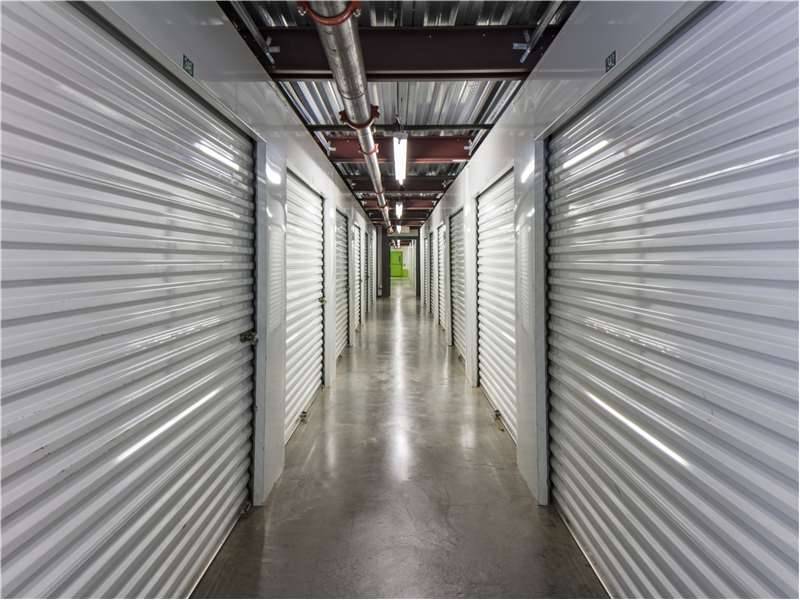 Extra Space Storage | 102 N MacQuesten Pkwy, Mt Vernon, NY 10550 | Phone: (914) 668-0300