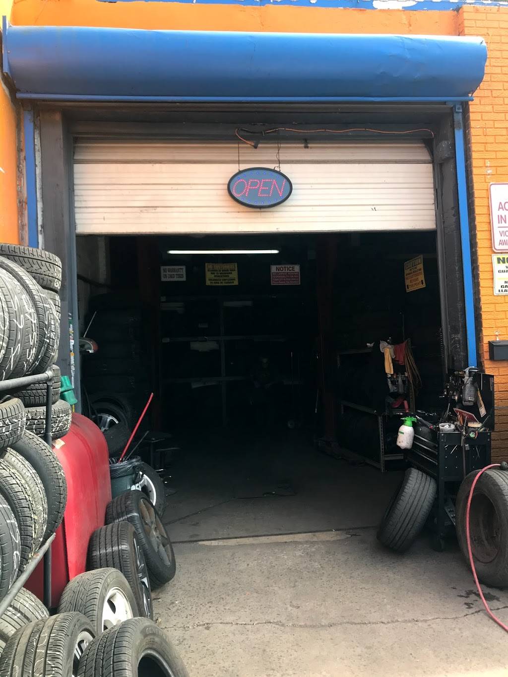 Twin’s Tires | 730 Tonnele Ave, Jersey City, NJ 07307, USA | Phone: (201) 798-5956