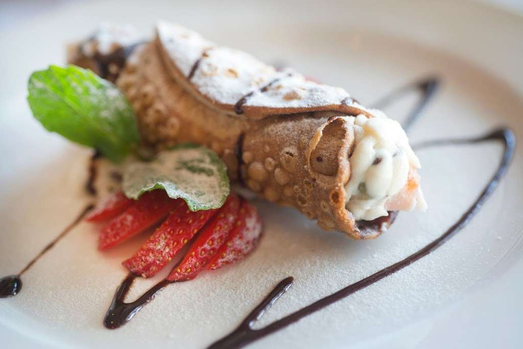 Mezza Luna Restaurant | 459 Prospect Way, Half Moon Bay, CA 94019 | Phone: (650) 728-8108