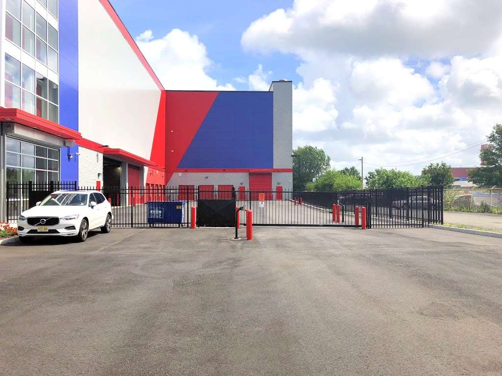 Prime Storage | 31-07 20th Ave, Queens, NY 11105, USA | Phone: (917) 809-9013 Prime Storage | 31-07 20th Ave, Queens, NY 11105, USA | Phone: (917) 809-9013