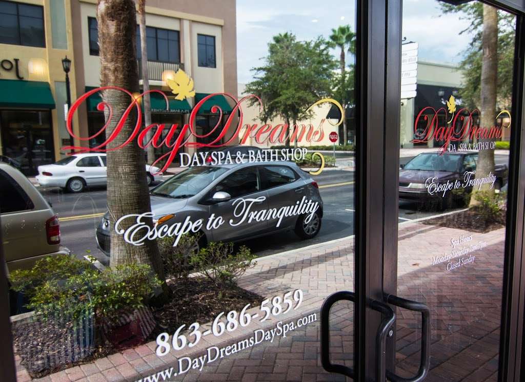 DayDreams Day & Medspa | 1463 Town Center Dr, Lakeland, FL 33803, USA | Phone: (863) 686-5859