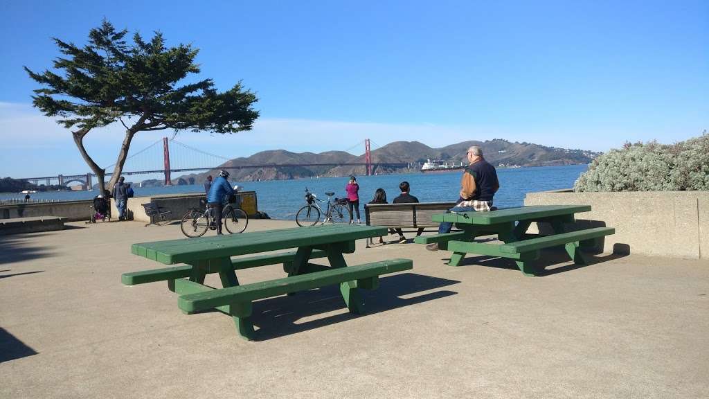 Little Marina Green Picnic Area | 3950 Scott St, San Francisco, CA 94123, USA | Phone: (415) 831-5500