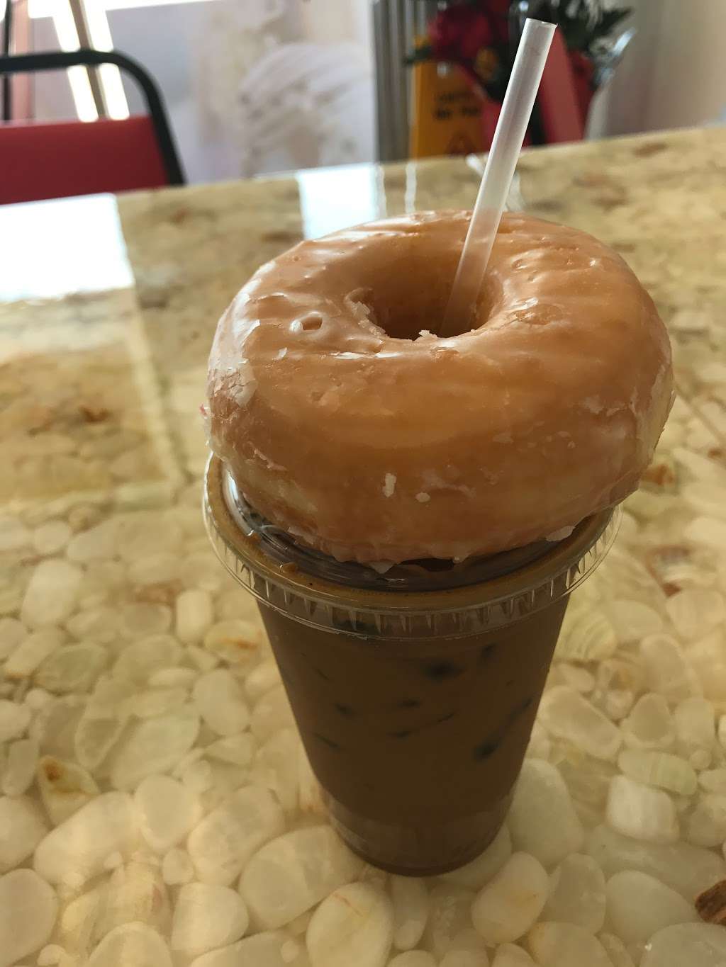 Dawn Donuts | 9150 S Main St Ste. E, Houston, TX 77025, USA | Phone: (713) 660-0561