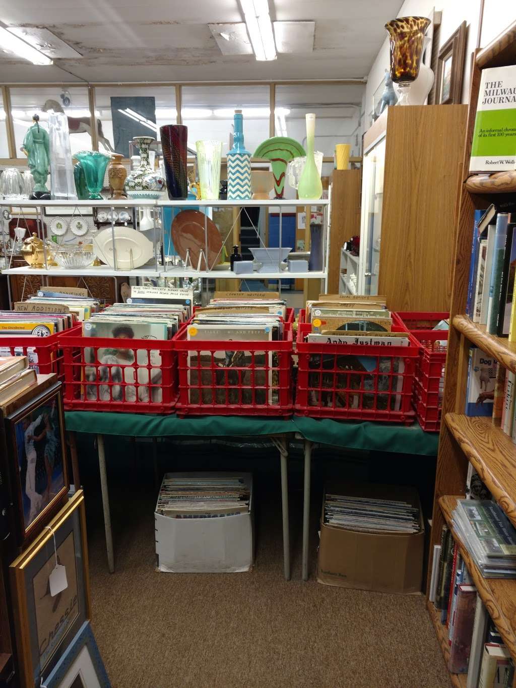 School Days Mall Antiques | 9500 Durand Ave, Sturtevant, WI 53177, USA | Phone: (262) 886-1069