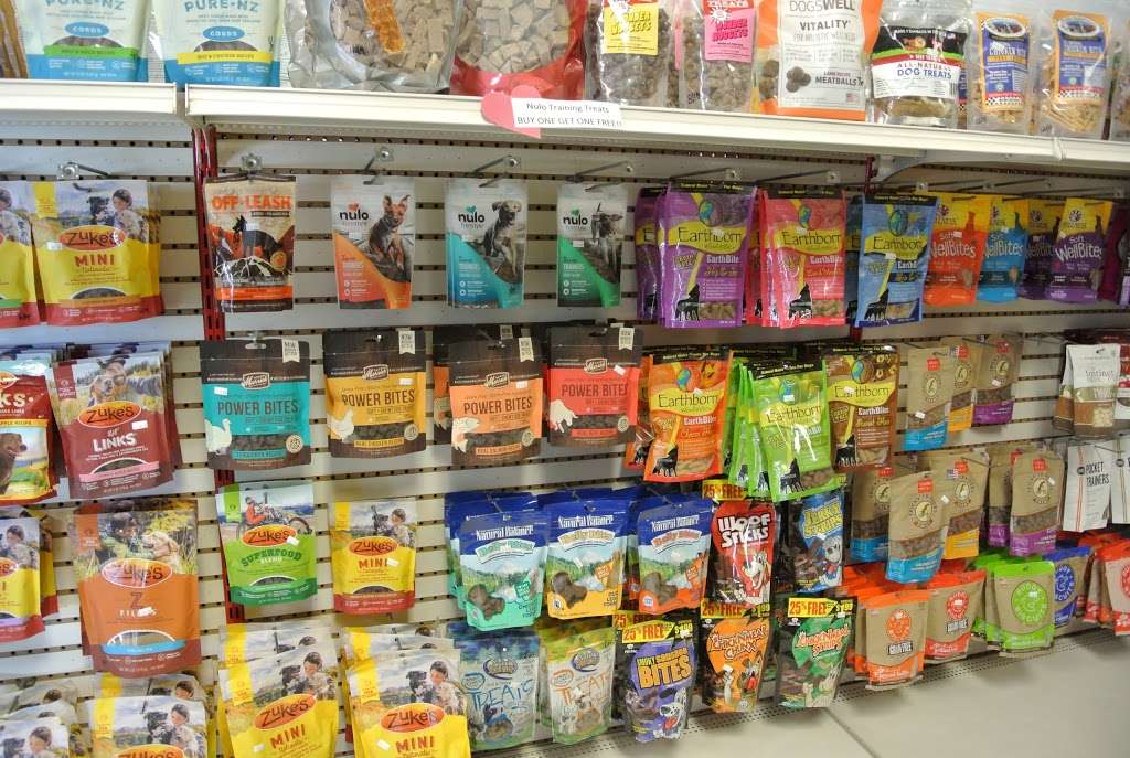 Poudre Pet & Feed Supply | 6204 S College Ave, Fort Collins, CO 80525, USA | Phone: (970) 225-1255