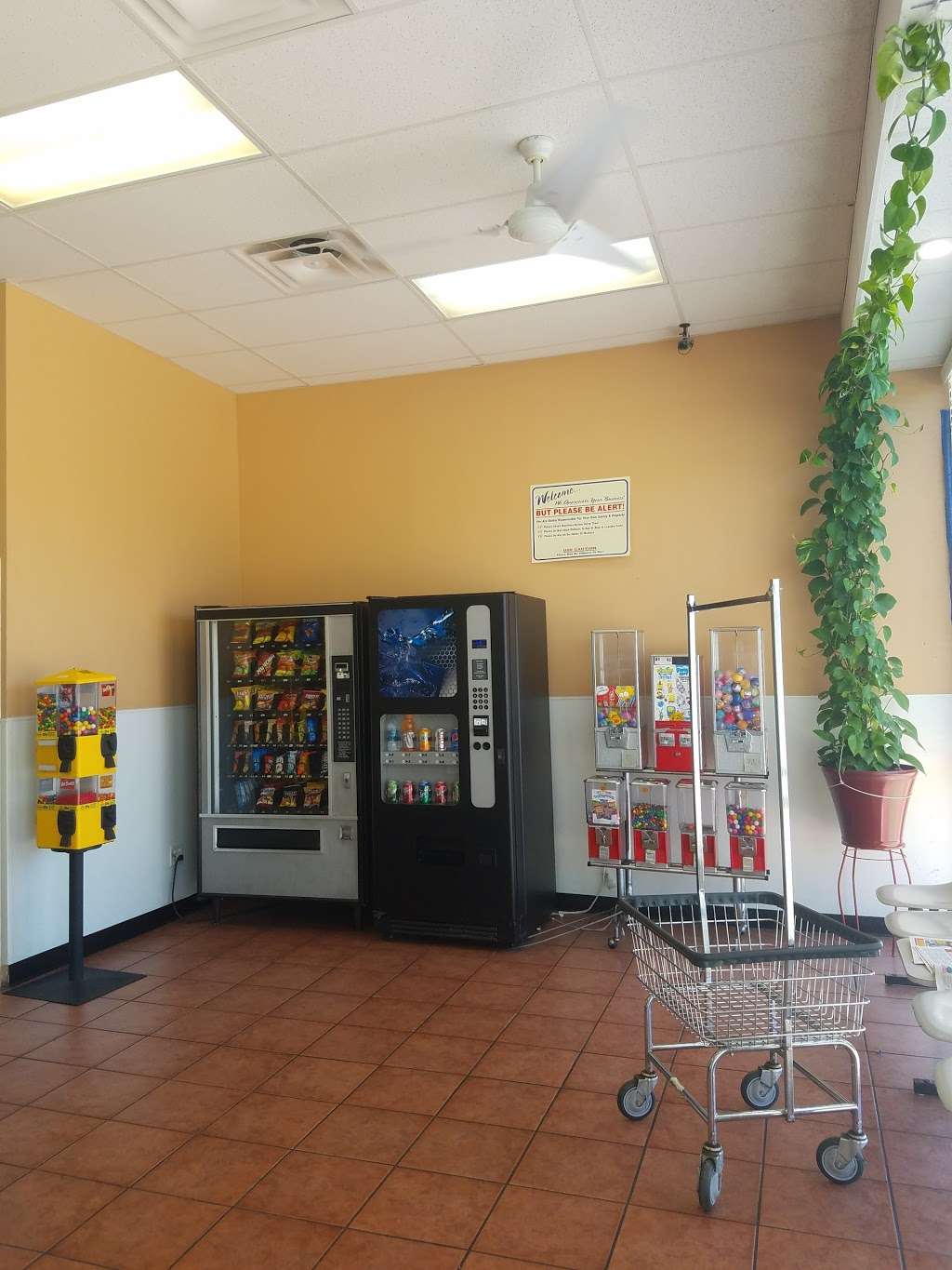 Wash and Go Laundry Mat | 17602 Kelly Blvd #100, Dallas, TX 75287, USA | Phone: (972) 862-3832