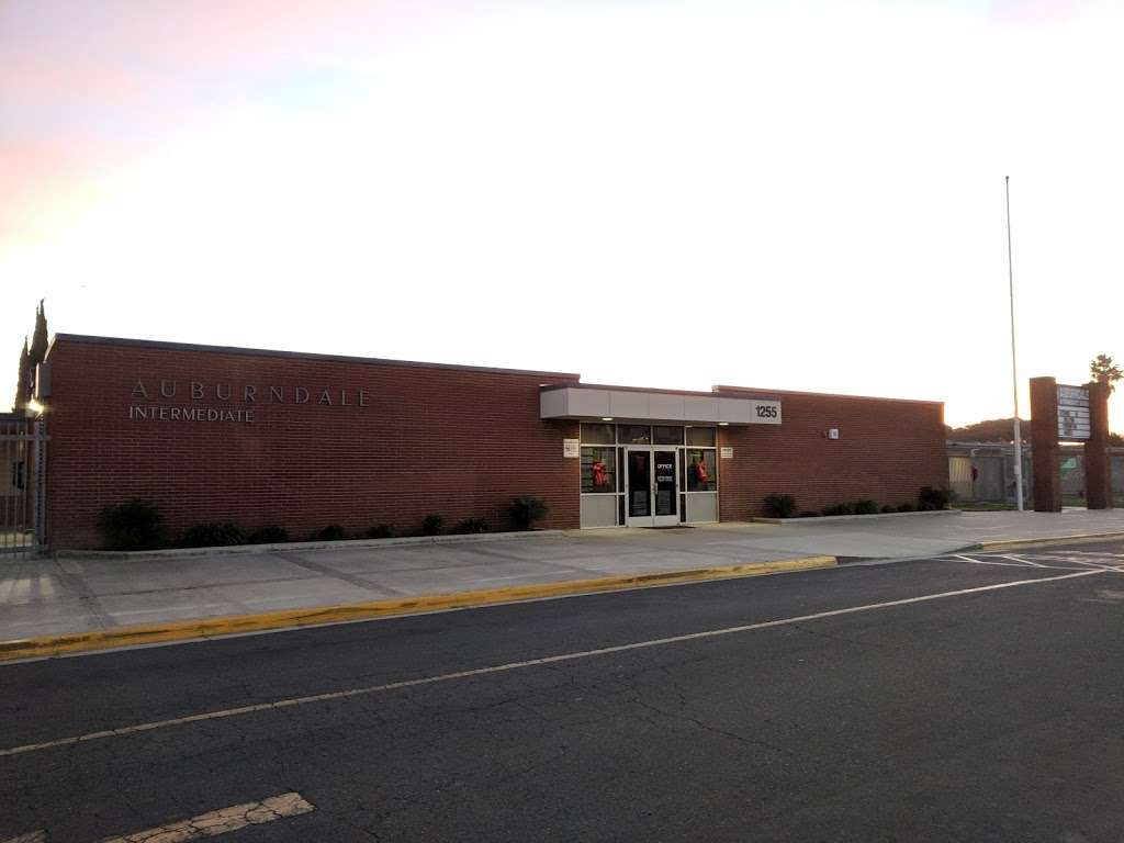 Auburndale Intermediate School | 1255 River Rd, Corona, CA 92880, USA | Phone: (951) 736-3231