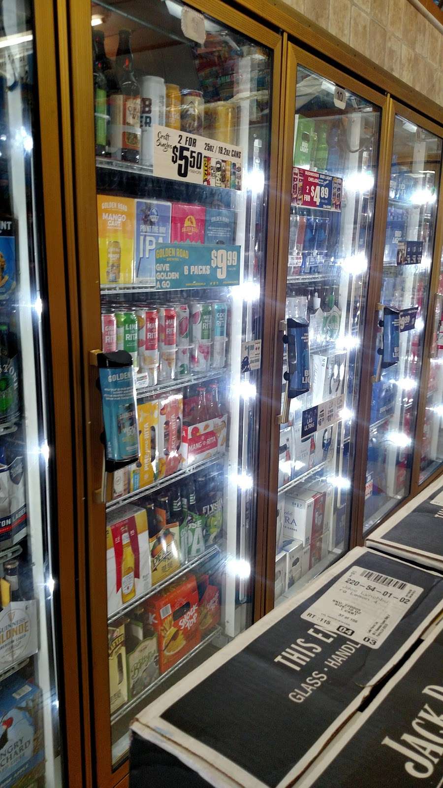 Lake Perris Market & Deli | 85 Ramona Expy # 13, Perris, CA 92571, USA | Phone: (951) 940-4000