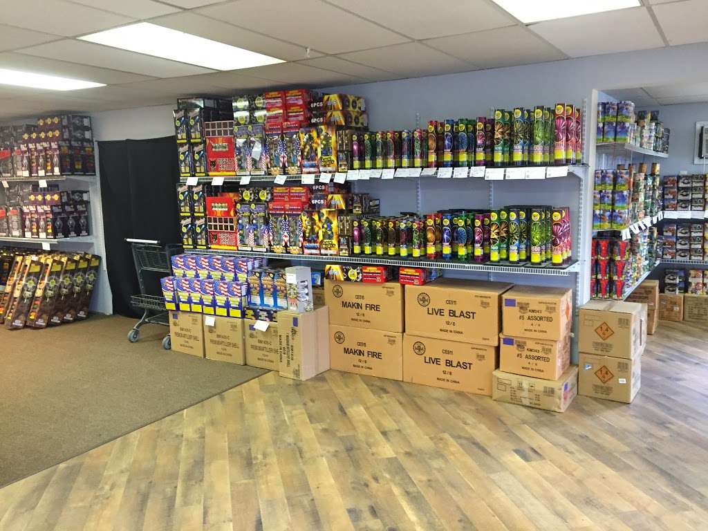 The Fireworks Superstore | 5461 PA-115, Blakeslee, PA 18610 | Phone: (570) 643-7625