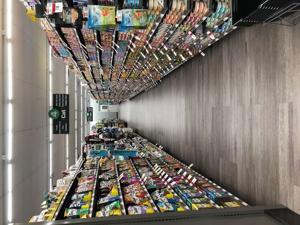 Pet Supplies Plus | 490 S Indiana St, Mooresville, IN 46158, USA | Phone: (317) 831-9162