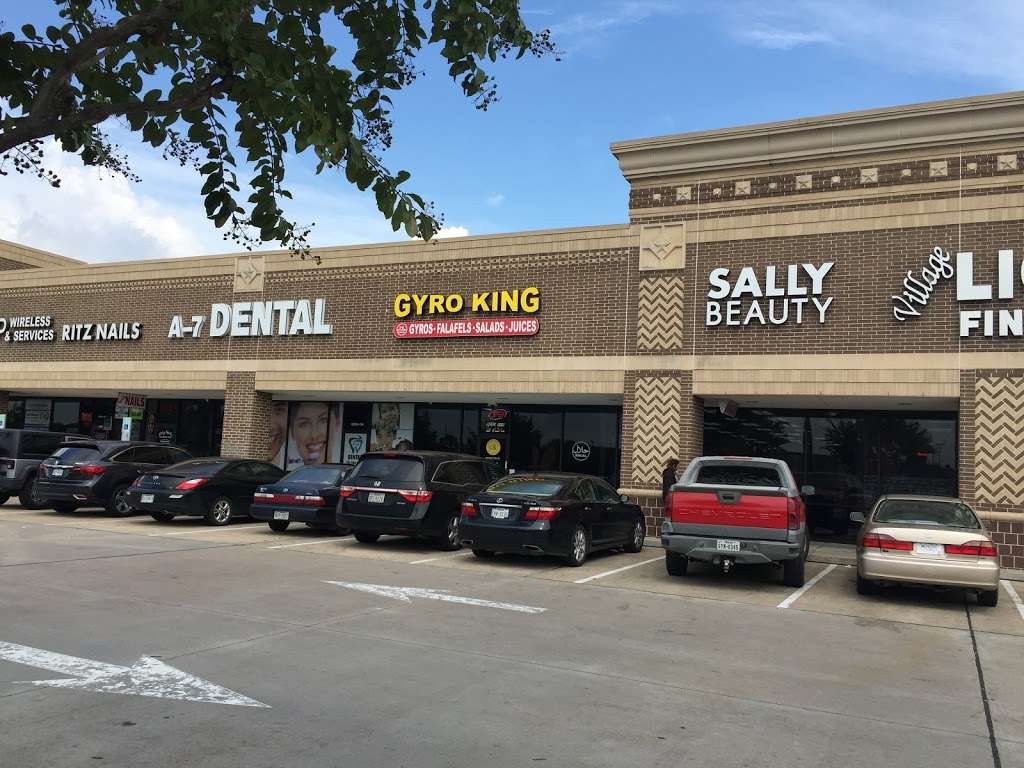 Gyro King | 9203 S Texas 6 #110, Houston, TX 77083, USA | Phone: (281) 575-0700