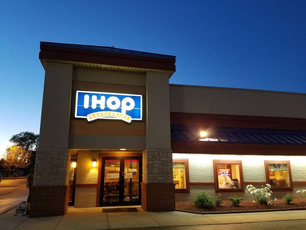 IHOP | 7240 W 79th St, Bridgeview, IL 60455, USA | Phone: (708) 594-5770