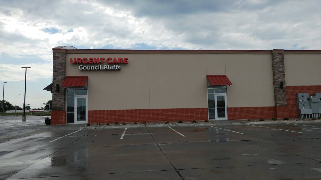 Urgent Care Council Bluffs | 1720 N 16th St F, Council Bluffs, IA 51501, USA | Phone: (712) 256-8885