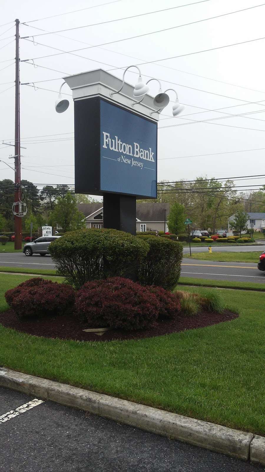 Fulton Bank of New Jersey | 215 E Jimmie Leeds Rd, Galloway, NJ 08205, USA | Phone: (609) 404-7950