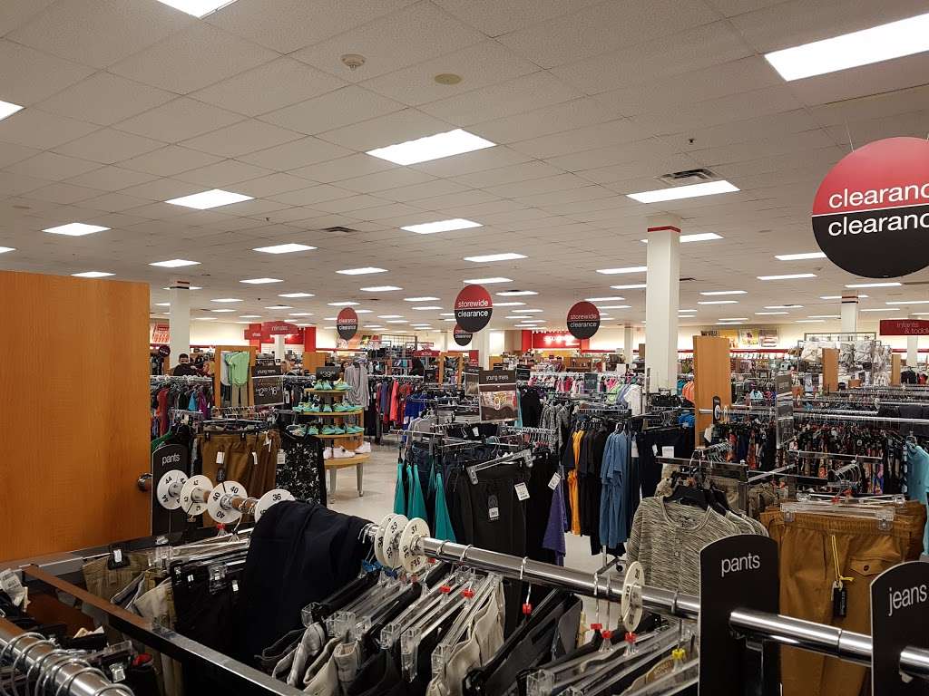 T.J. Maxx | 1821 Village West Pkwy, Kansas City, KS 66111 | Phone: (913) 299-6245