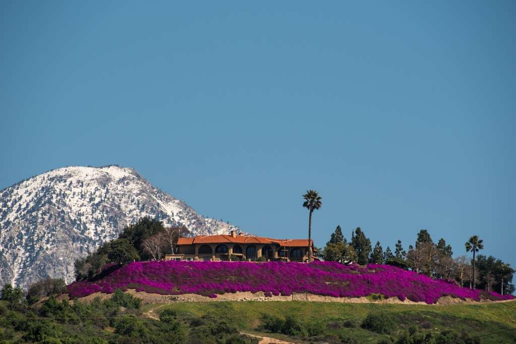 Saddleback Crest Estates (Hoa - 2086 Foothill Blvd - La Verne) | 304 Broken Spur Rd, La Verne, CA 91750, USA | Phone: (909) 593-2299