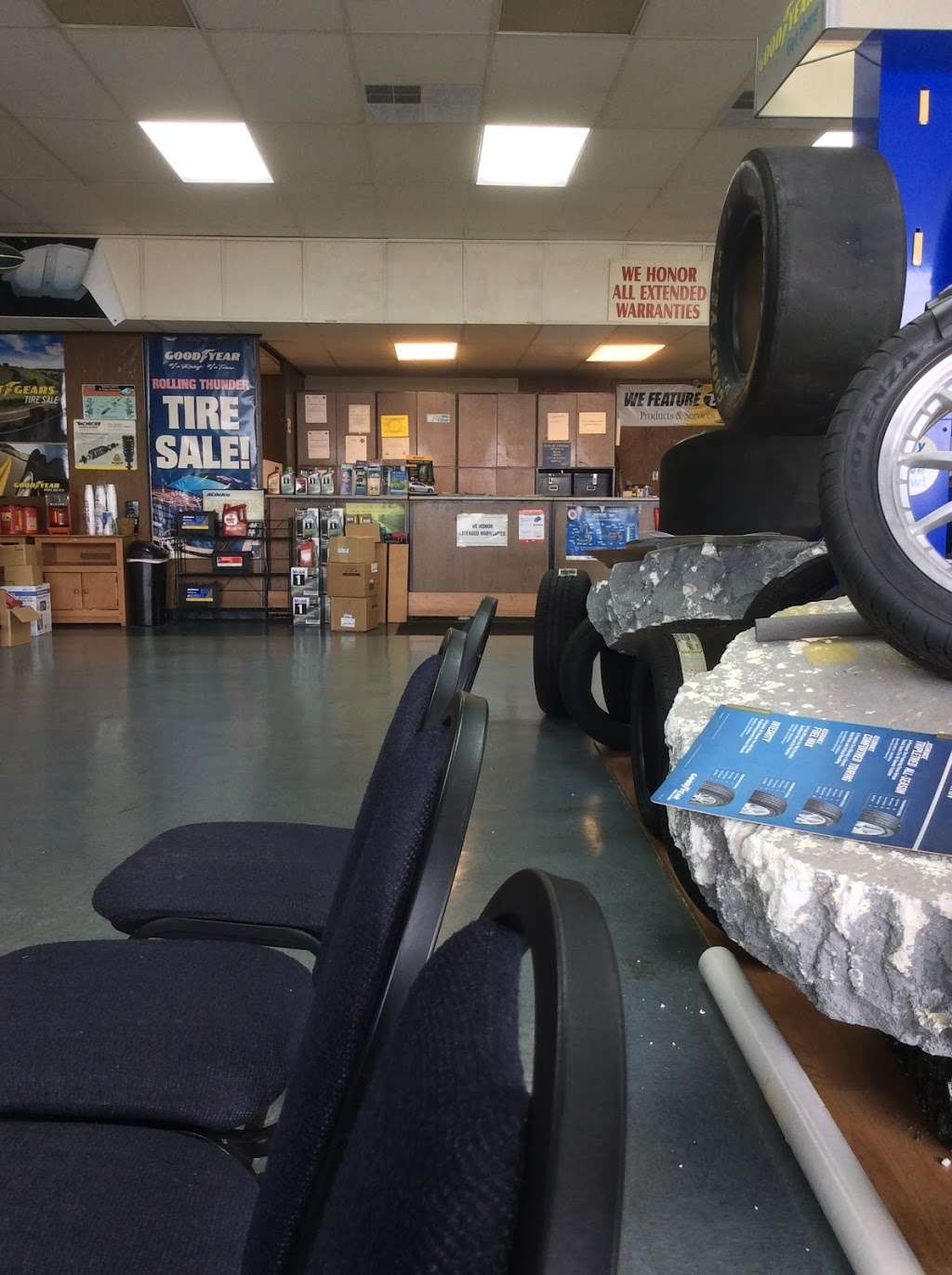 Taylor Tire and Automotive | 10102 Kleckley Dr, Houston, TX 77075, USA | Phone: (713) 941-8506