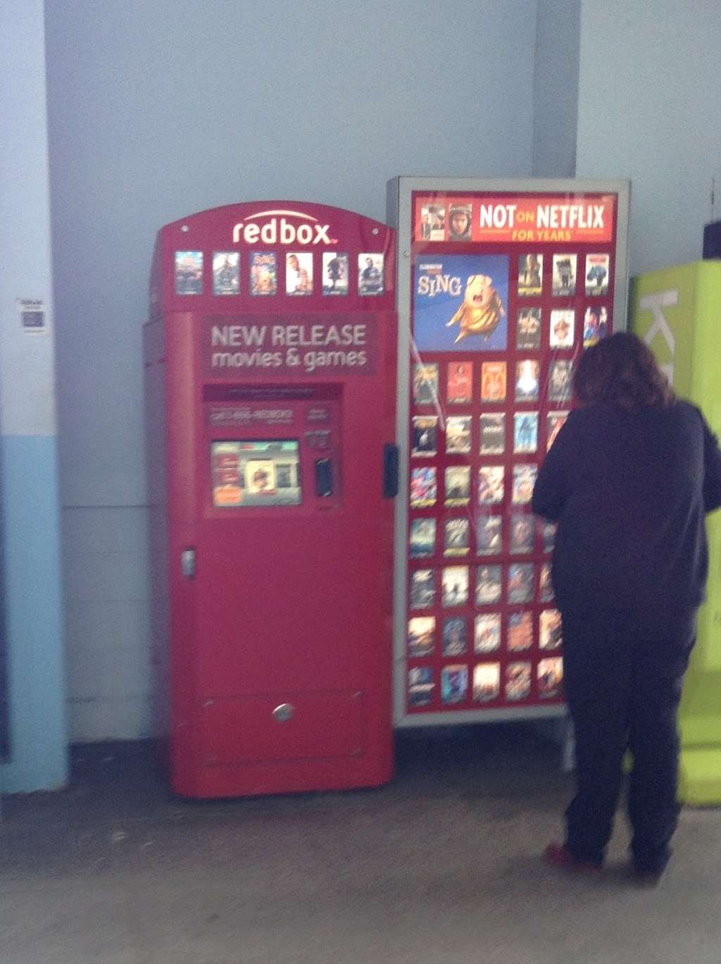 Redbox | 900 Springfield Rd, Union, NJ 07083 | Phone: (866) 733-2693