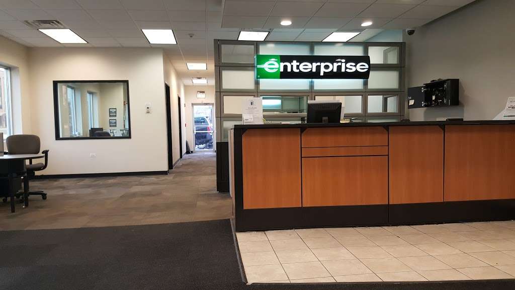 Enterprise Rent-A-Car | 2300 Waukegan Rd, Northfield, IL 60093, USA | Phone: (847) 998-6090