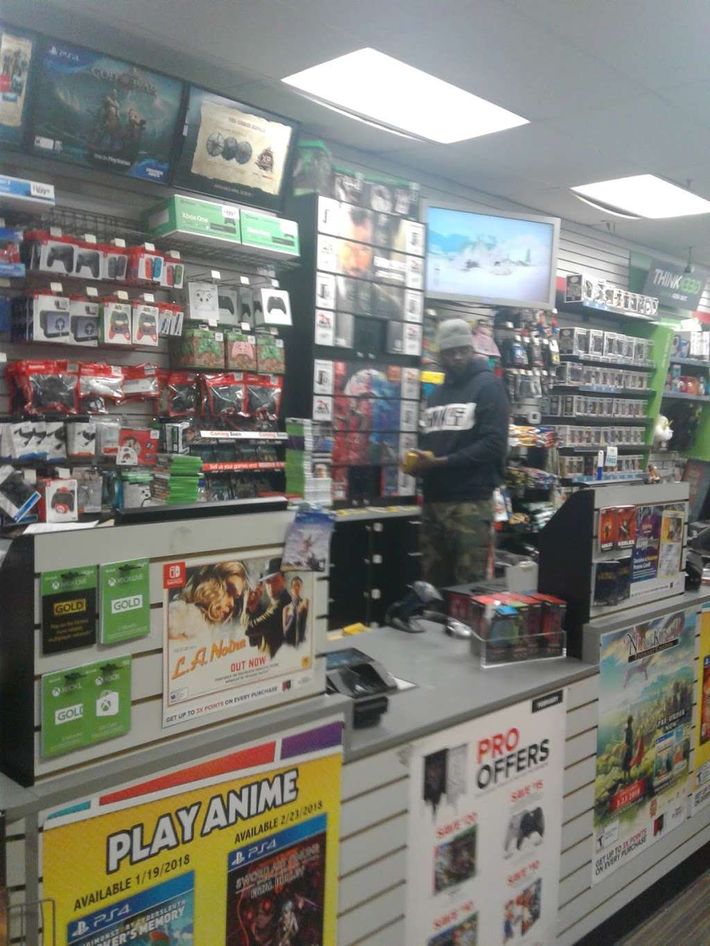 GameStop | 215 W Merrick Rd, Valley Stream, NY 11580 | Phone: (516) 825-1460