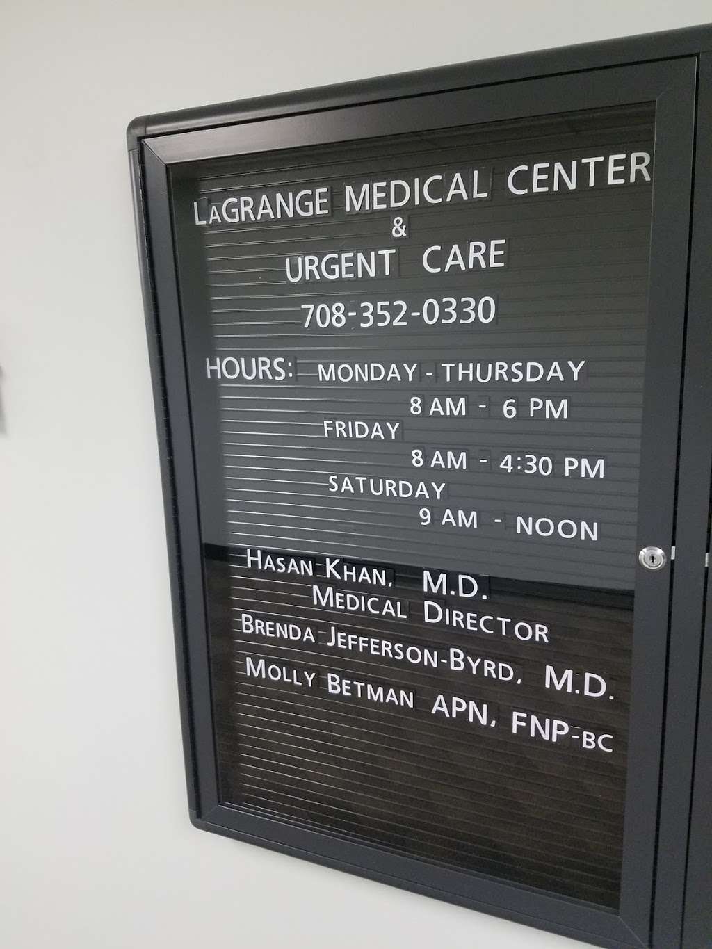 LaGrange Medical Center and Urgent Care | 6170 Joliet Rd, Countryside, IL 60525, USA | Phone: (708) 352-0330