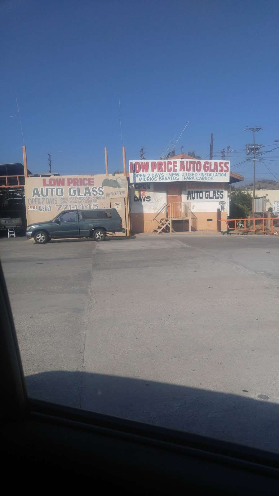 Low Price Auto Glass | 11201 Pendleton St, Sun Valley, CA 91352, USA | Phone: (818) 771-1445