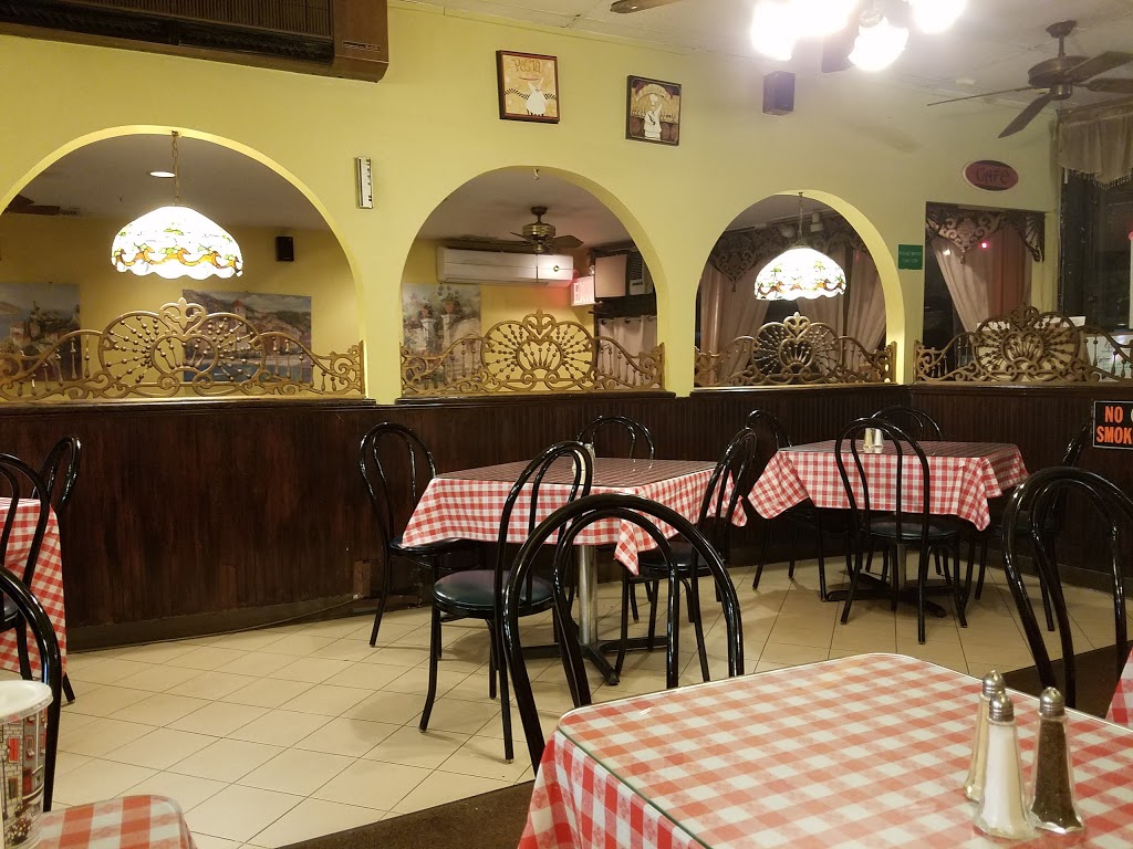 New kings pizzeria & restaurant inc | 2212 Victory Blvd, Staten Island, NY 10314, USA | Phone: (718) 477-2802