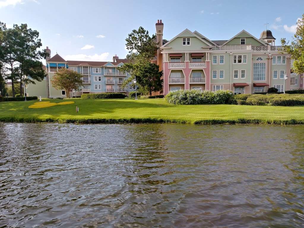 Boat Launch - Disney Springs Marketplace | Lake Buena Vista, FL 32830, USA