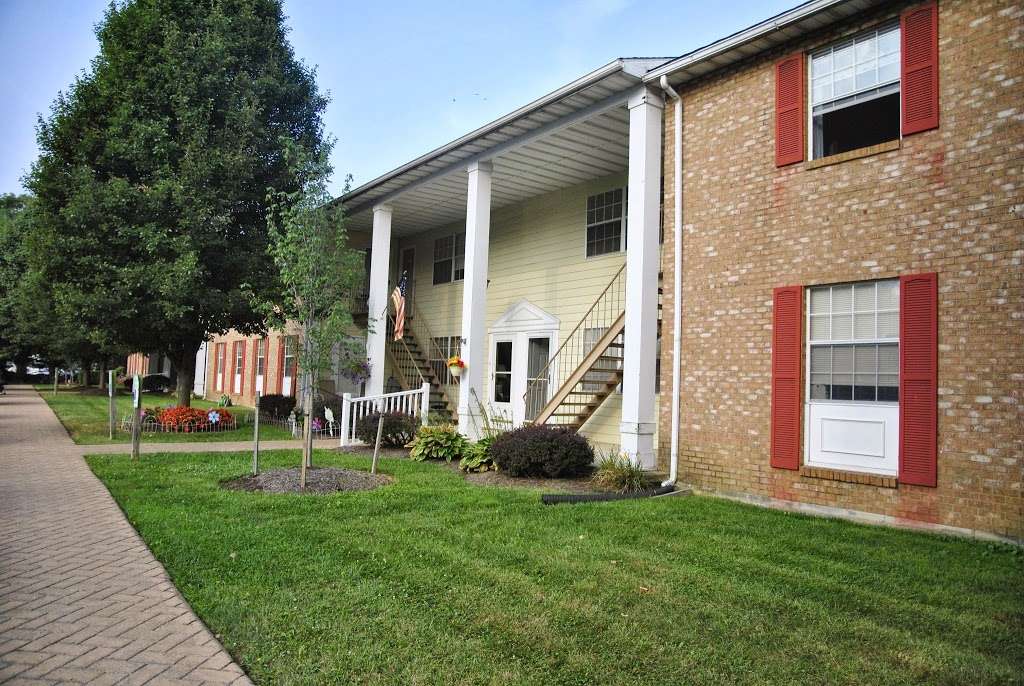 Londontowne and Robinwood Apartments | 900 Queen Annes Ct, Hagerstown, MD 21740 | Phone: (301) 791-3735