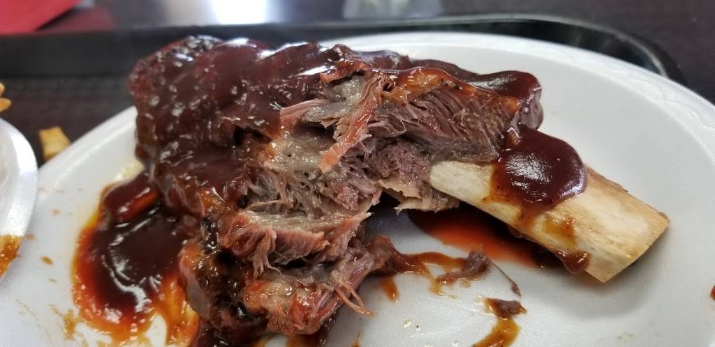 Guss Deli BBQ And Grill | 8320 Alondra Blvd, Paramount, CA 90723 | Phone: (562) 630-2802