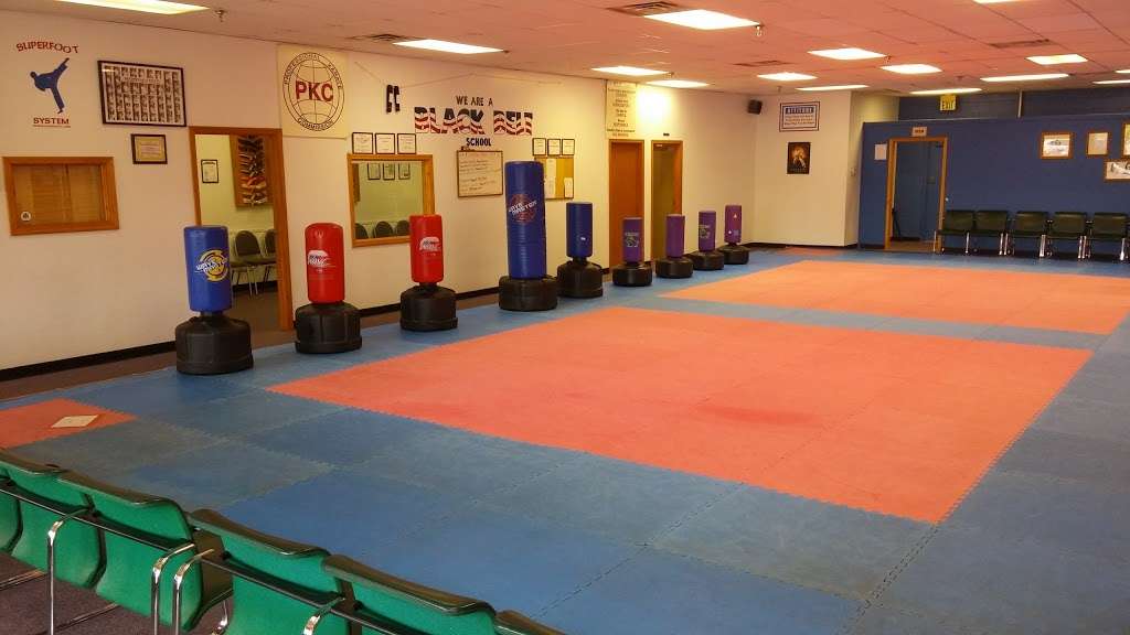 Baileys Family Karate | 9423 E Washington St, Indianapolis, IN 46229 | Phone: (317) 898-4444