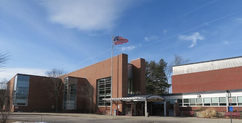 Sharon High School | 181 Pond St, Sharon, MA 02067, USA | Phone: (781) 784-1554