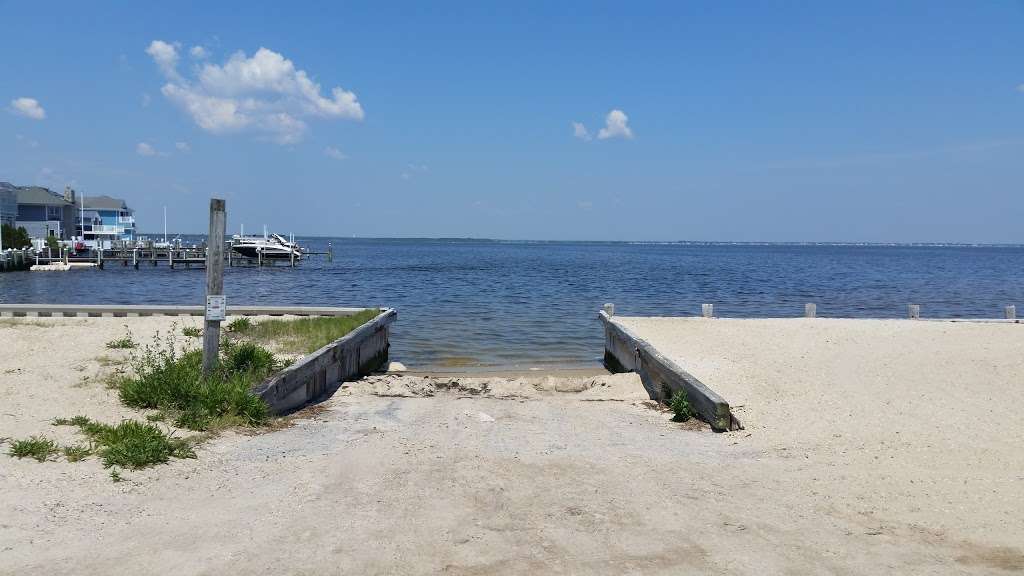 Brooklyn Avenue Bay Beach & Boat Ramp | Bay Boulevard, Lavallette, NJ 08735 | Phone: (732) 793-2111