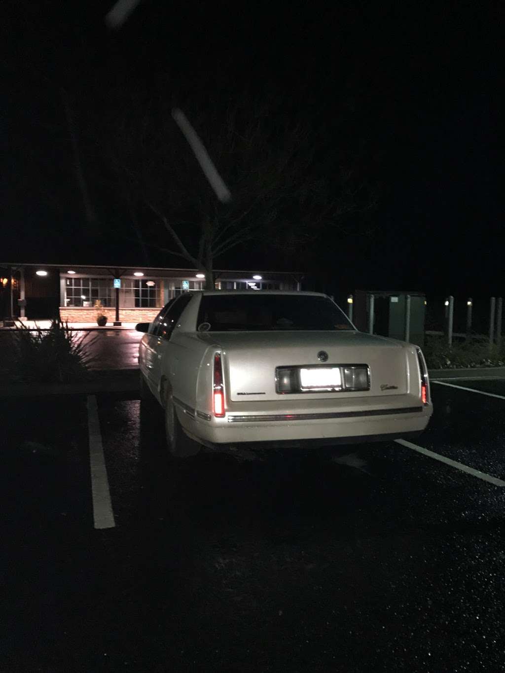 Gas Station | 800 St Helena Hwy, St Helena, CA 94574, USA