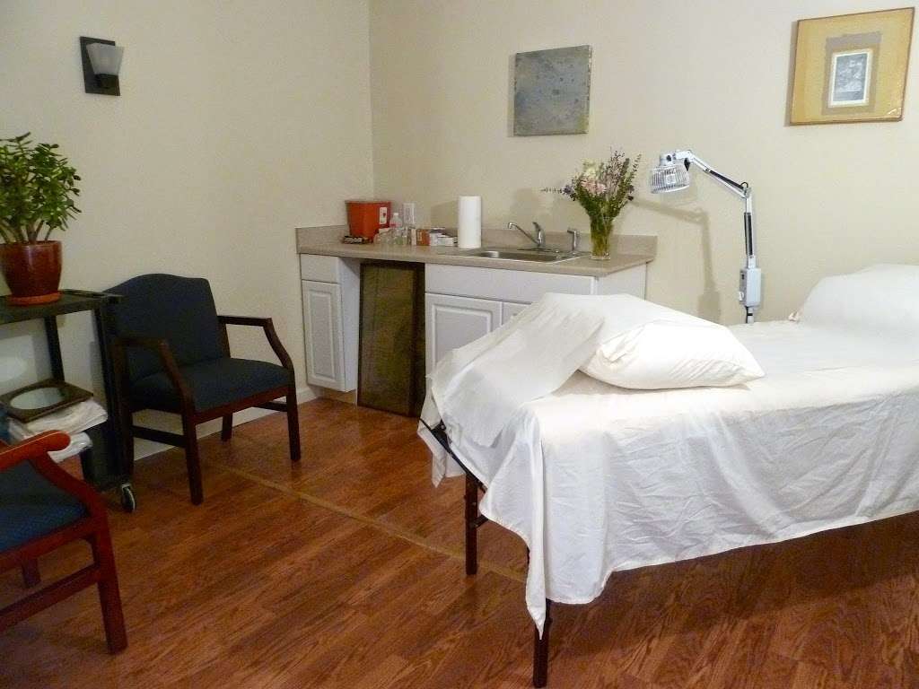 Twelve Rivers Acupuncture | 57 US-46 Suite 205, Hackettstown, NJ 07840 | Phone: (908) 850-1400