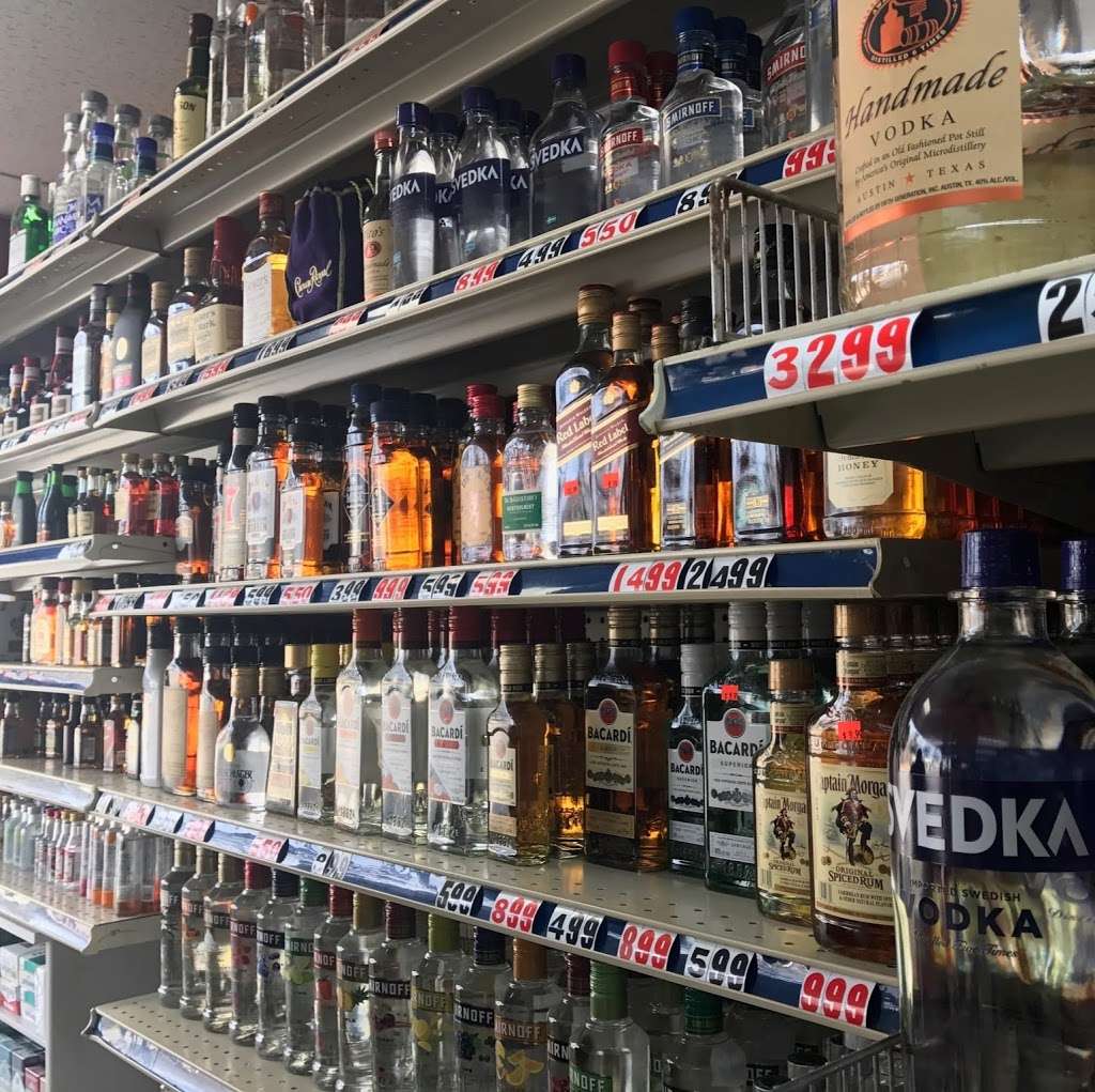 Mikes Discount Liquors | 21 S Main St, Middleton, MA 01949, USA | Phone: (978) 777-4433