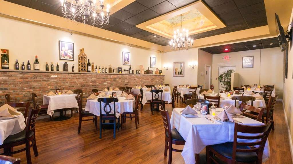 La Spezia | 400 Glen Cove Ave, Sea Cliff, NY 11579, USA | Phone: (516) 801-4155