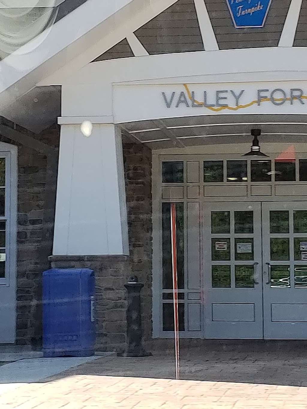 Valley Forge Service Plaza | 1495 Valley Forge Rd, Wayne, PA 19087 | Phone: (610) 975-8940