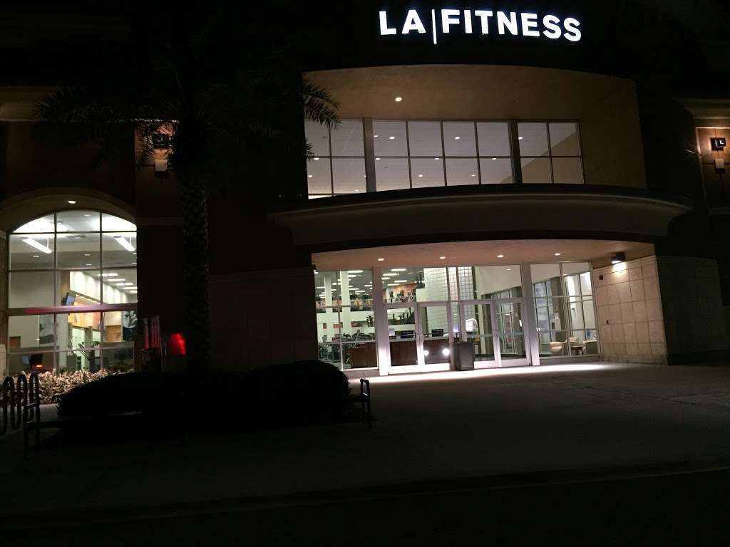 LA Fitness | 4768 The Grove Dr, Windermere, FL 34786, USA | Phone: (407) 612-6001