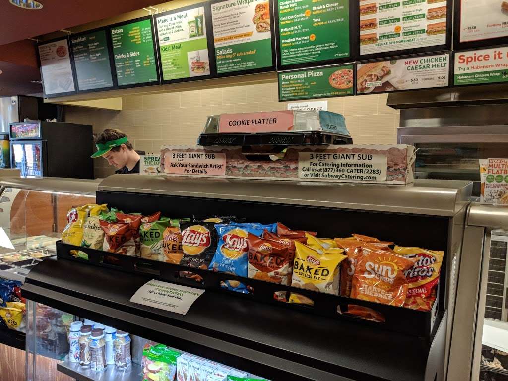 Subway | 7 Continental Blvd Unit I, Merrimack, NH 03054, USA | Phone: (603) 424-7700