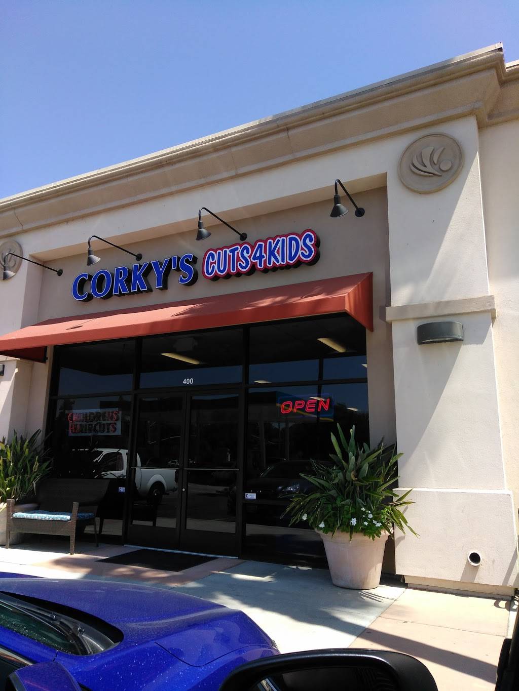 Corkys Cuts 4 Kids | 1175 N Fowler Ave #400, Clovis, CA 93611, USA | Phone: (559) 434-8000