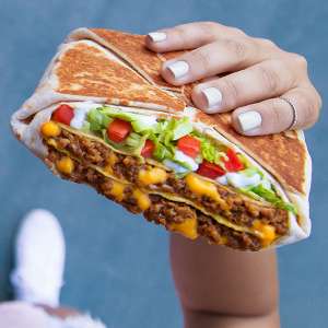 Taco Bell | 241 E Compton Blvd, Compton, CA 90220, USA | Phone: (310) 898-2178