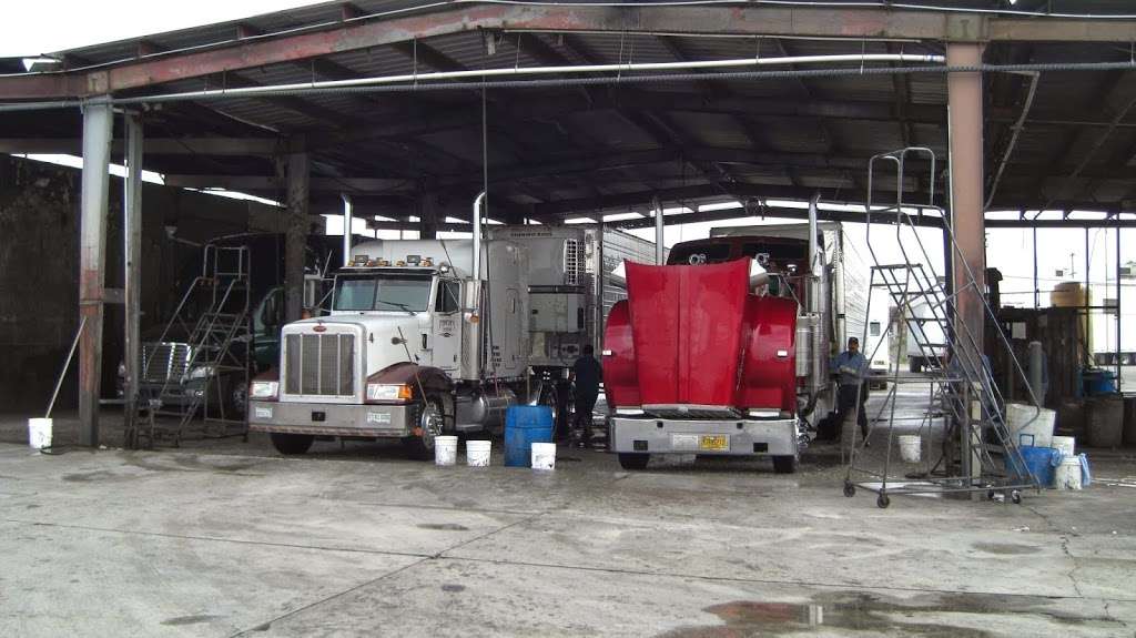 Adc Truck Wash | 7799 Telegraph Rd, Montebello, CA 90640, USA | Phone: (323) 727-0806