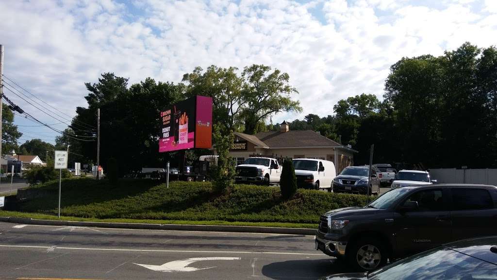 Dunkin | 367 Boston St, Topsfield, MA 01983, USA | Phone: (978) 887-3335