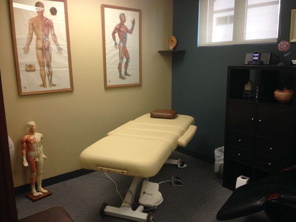 Dr. Joel David Bolton, DC | 350 Houbolt Rd #101, Joliet, IL 60431, USA | Phone: (815) 999-7903