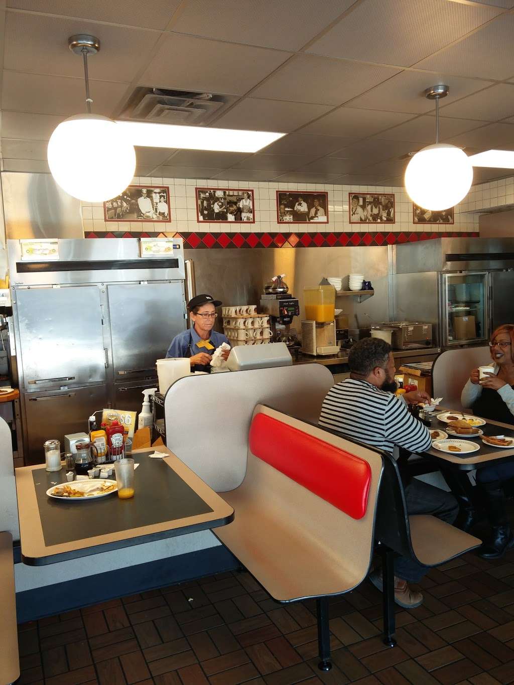 Waffle House | 15747 Wallisville Rd, Houston, TX 77049, USA | Phone: (281) 862-9065